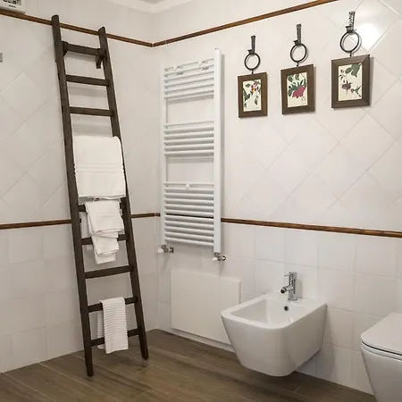 La Casa Del Fabbro Bed & Breakfast *
