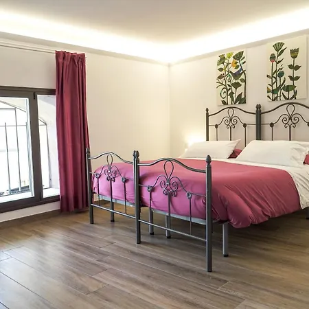 La Casa Del Fabbro Bed & Breakfast